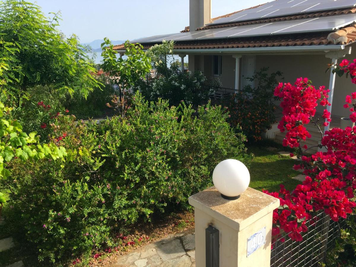 Corinthian Sun - Vacation Home ภายนอก รูปภาพ