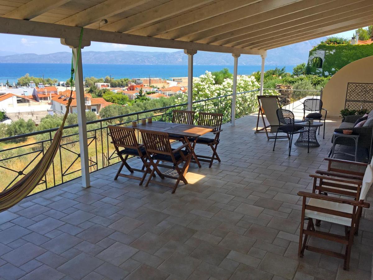 Corinthian Sun - Vacation Home ภายนอก รูปภาพ
