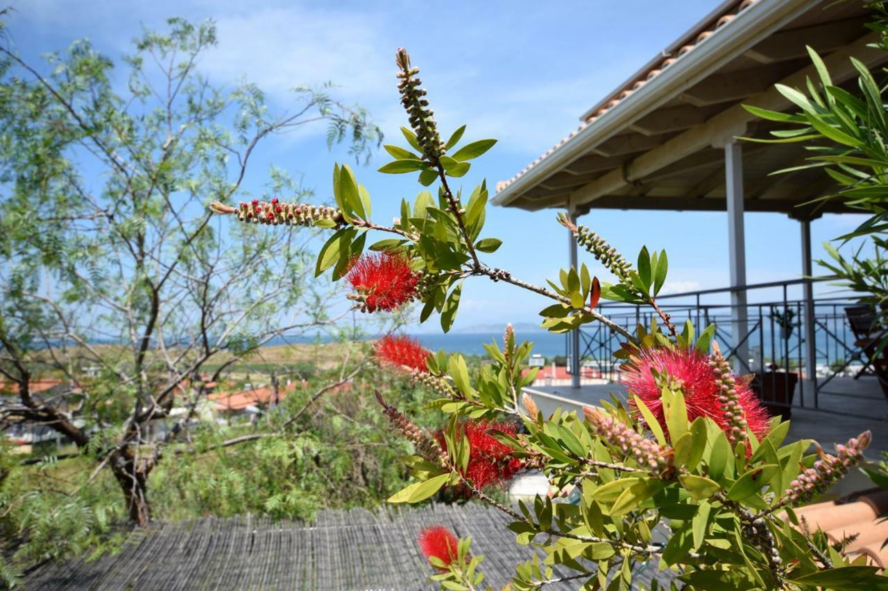 Corinthian Sun - Vacation Home ภายนอก รูปภาพ